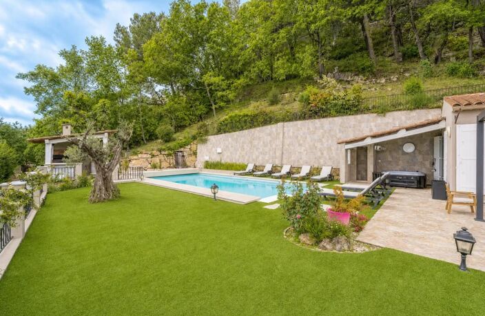 Maison de 6 pièces de 256 m² à Le Bar-sur-Loup — photo 4