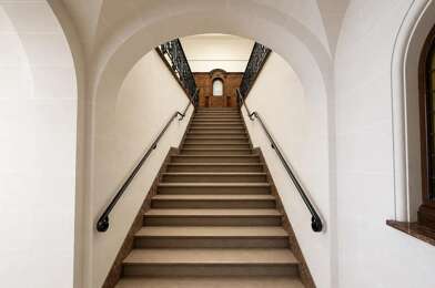 Appartement 5 pièces 363000 €