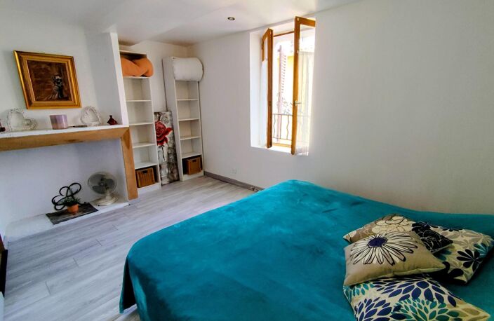 Vente maison 4 pièces 101 m² Callas (83830) — photo 4