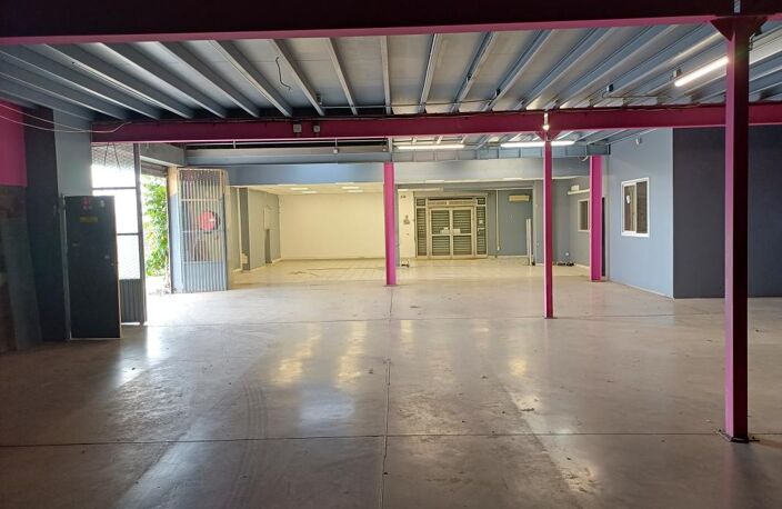 Local d'activité 1175 m² dans le Nord — photo 4
