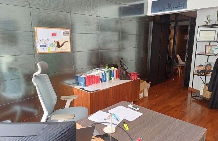 Jolis bureaux 129.41 m² St Denis centre — photo 3