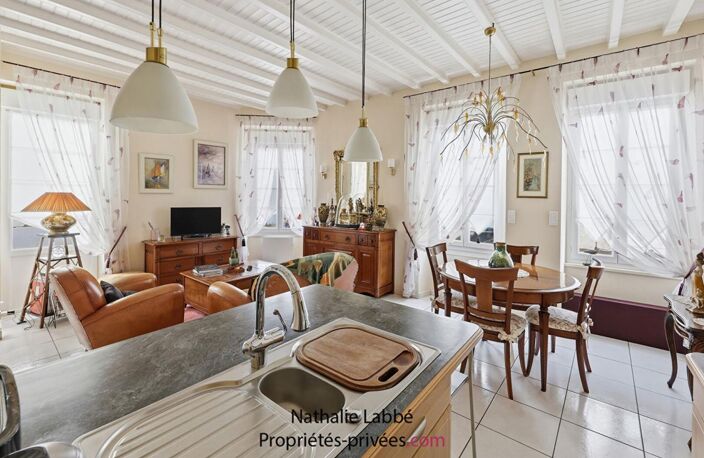 Maison de Ville de caractère Pornic Centre 4 pièce(s) 87.25m2 ET 99m² au sol — photo 2