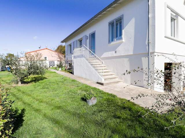 Maison 4 pièces à vendre à PONT-DE-LARN — photo du bien
