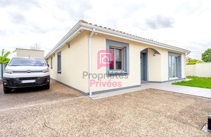PAREMPUYRE - Maison familiale avec piscine, pool house et cuisine d'été — photo 2