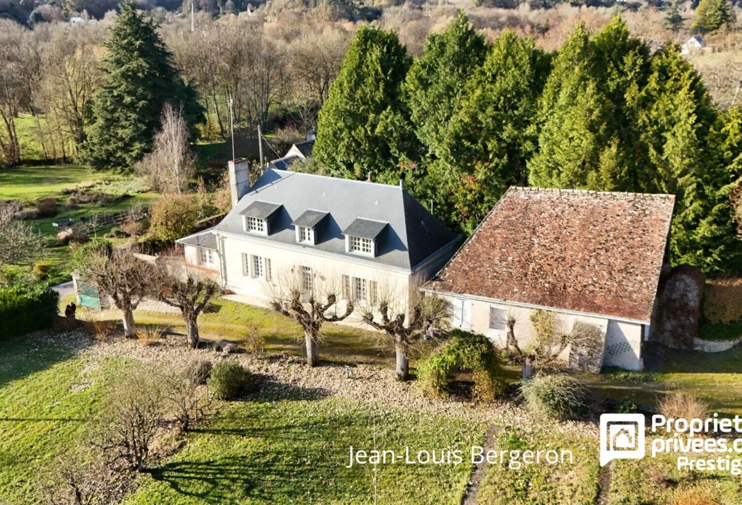 A vendre Luynes 37230 Propriété de charme .Maison bourgeoise , dépendance XVII, parc — photo 1