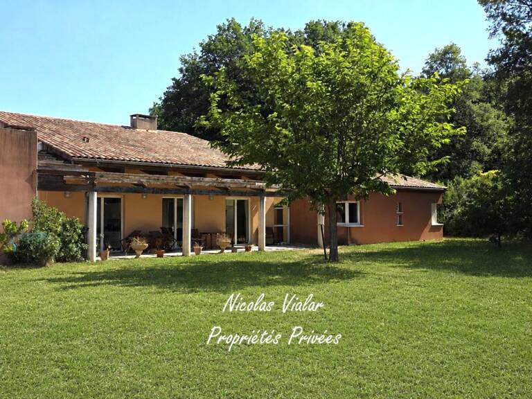 Maison de 175 m2 à Sauzet - Terrain de 4487 m² — photo 1