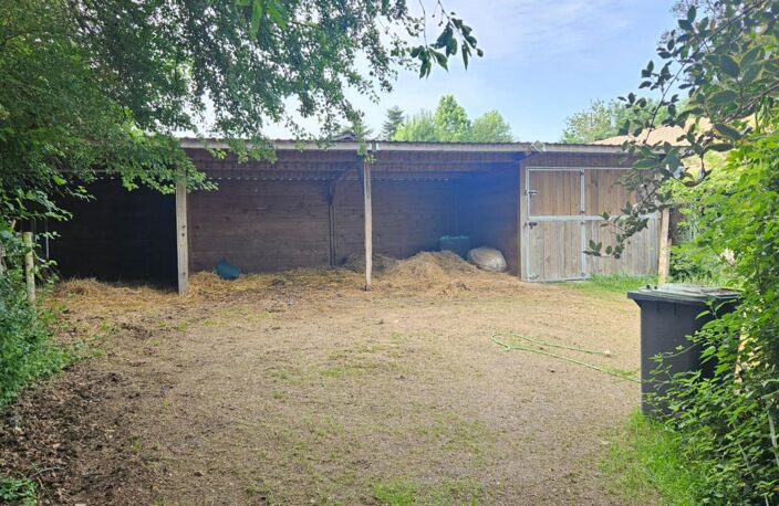 Condé sur Vesgre / Maison familiale 4 chambres avec terrain et boxes pour chevaux / Environnement exceptionnel dans le 78 — photo 3