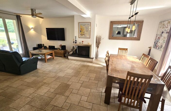 Condé sur Vesgre / Maison familiale 4 chambres avec terrain et boxes pour chevaux / Environnement exceptionnel dans le 78 — photo 5