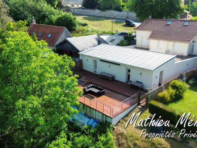 Maison de plain-pied de 56 m² sur 348 m² de terrain — photo du bien