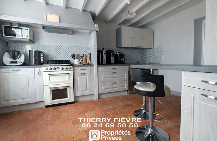 A VENDRE - COEUR DE VILLAGE CHOUZÉ SUR LOIRE MAISON 6 PIÈCES 130 m2  TERRASSE  JARDIN CAVE — photo 5