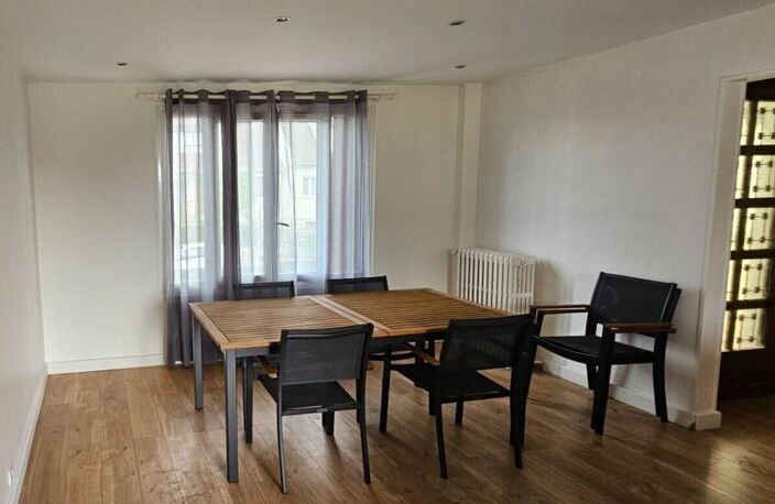 MAISON FAMILIALE  situé à Villeparisis — photo 2