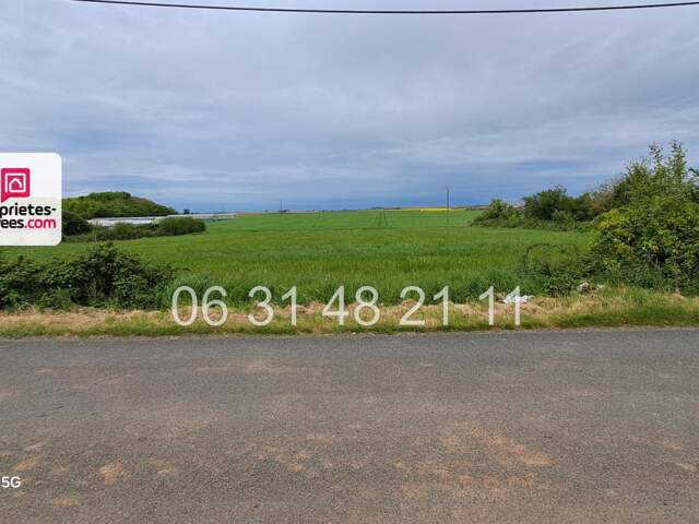 TERRAIN CONSTRUCTIBLE  1621 M2 NON VIABILISE — photo du bien