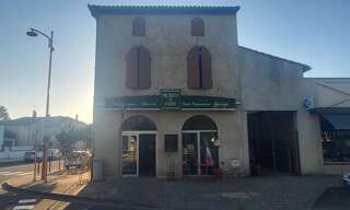 Immeuble  205 m² à vendre à Saint-Nicolas-de-la-Grave (82210)