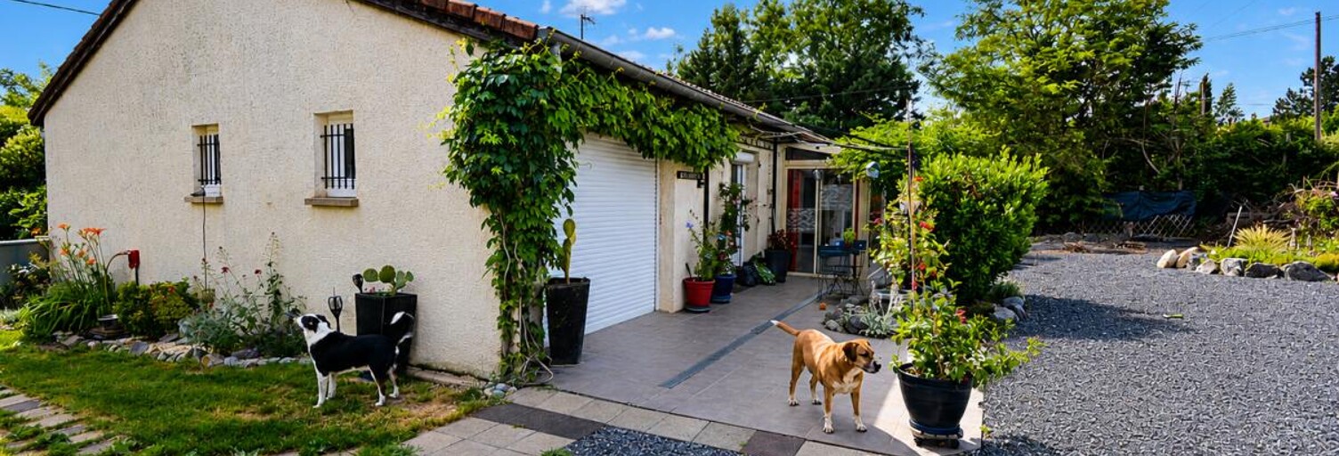 Maison 6 Pièces 102 m² à vendre à Saint-Alban-Auriolles (07120)