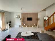 Maison en pierre en campagne — photo 3
