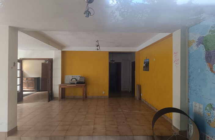 29530 Plonevez du Faou maison familiale 7 chambres 2 salons garage sur 2800 m² — photo 5