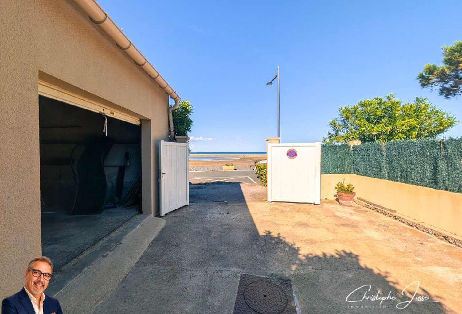 La Franqui - Ensemble immobilier rare avec vue mer, 3 logements et 2 garages — photo 1