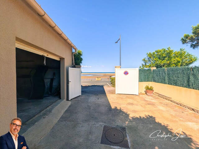 La Franqui - Ensemble immobilier rare avec vue mer, 3 logements et 2 garages — photo du bien