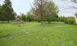 Terrain  2100 m² à vendre à Puy-l'Évêque (46700)