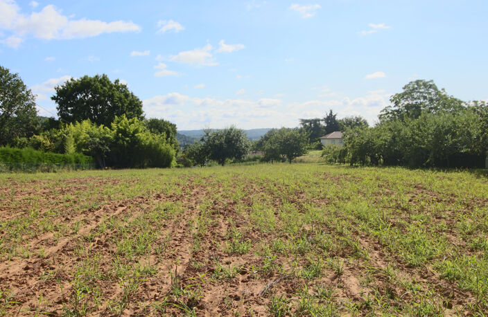 Beau terrain sur Puy l'évêque — photo 3