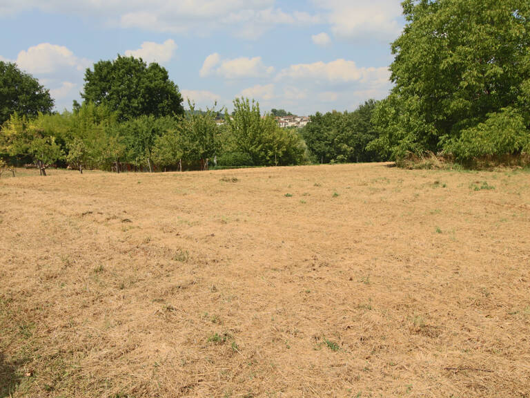 EXCLUSIVITE - Terrain à Puy l'évêque — photo 1