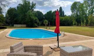 Maison 10 Pièces 280 m² à vendre à Gensac (33890)