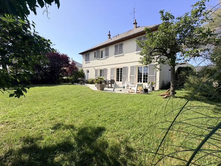 Maison   — photo 1