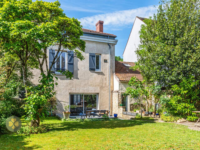 DEPT Yvelines (78) Thoiry + A vendre maison centre-ville ave — photo du bien