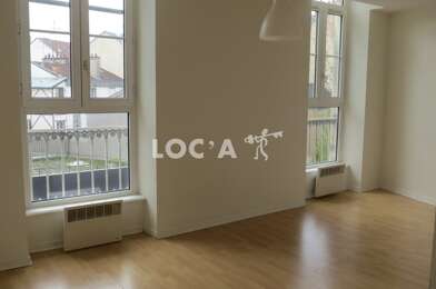 Appartement 1 pièces 540 €