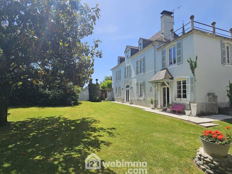 Maison de maître - 284m² - Nay — photo 1