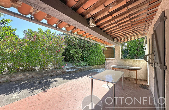 Villa Roquebrune Sur Argens 3 pièces 67,04 m2 sur 800 m2 de terrain avec piscine et garage — photo 2