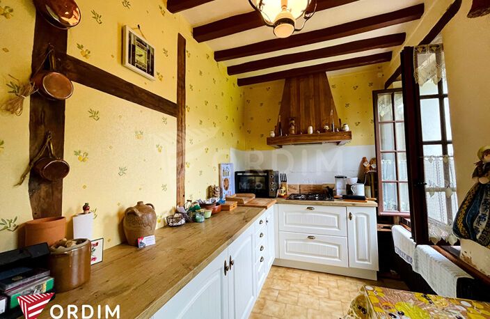 **Maison de Village à Saint-Martin-des-Champs** — photo 5