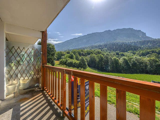 Appartement 2 pièces à vendre - Les Déserts — photo du bien