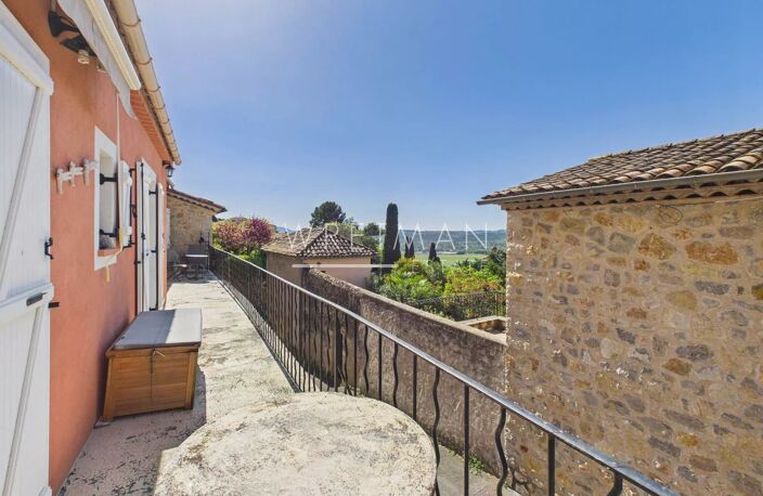 Maison de village avec garage, jardin et vue - Fayence — photo 2