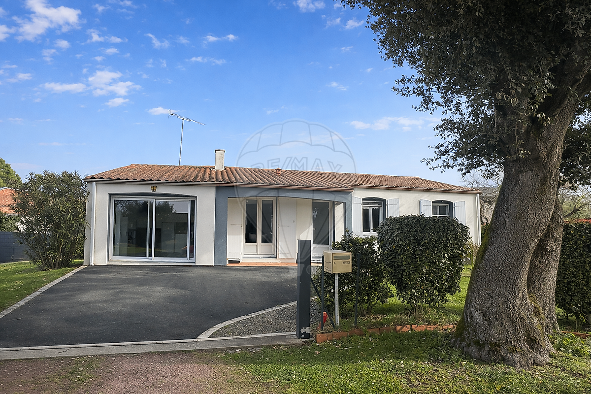 Villa / Maison  T5 à vendre Arvert 17530