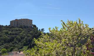 Appartement 4 Pièces 106 m² à louer à Meyrargues (13650)