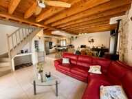 EXCLUSIVITÉ - VILLA FAMILIALE AVEC GRAND TERRAIN — photo 4