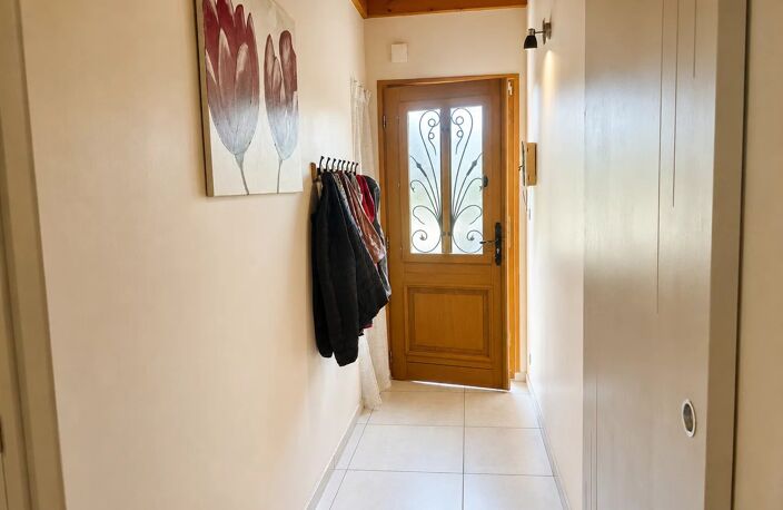 EXCLUSIVITÉ - VILLA FAMILIALE AVEC GRAND TERRAIN — photo 5