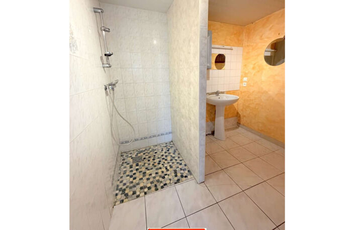 Vente maison 5 pièces 73 m² Antigny (85120) — photo 3