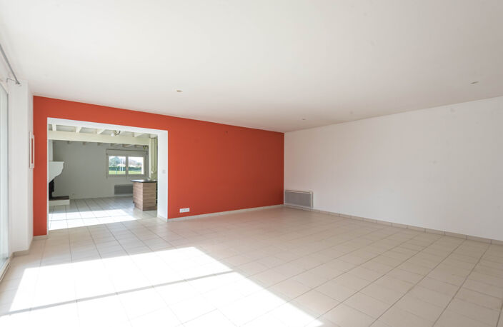 MAISON DE 163 M2 - 4 CH - CALME — photo 5