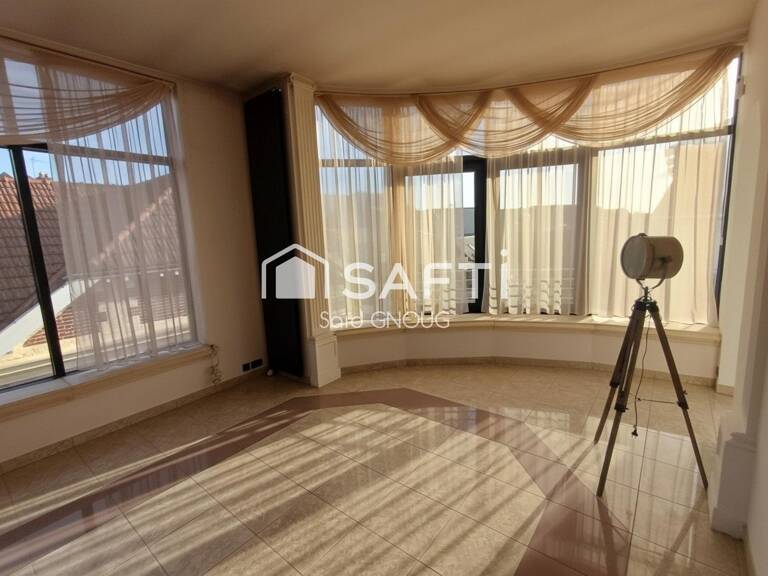 Appartement d'exception 150 m²  Centre-ville Saint-Quentin  Terrasse & Parking — photo 1