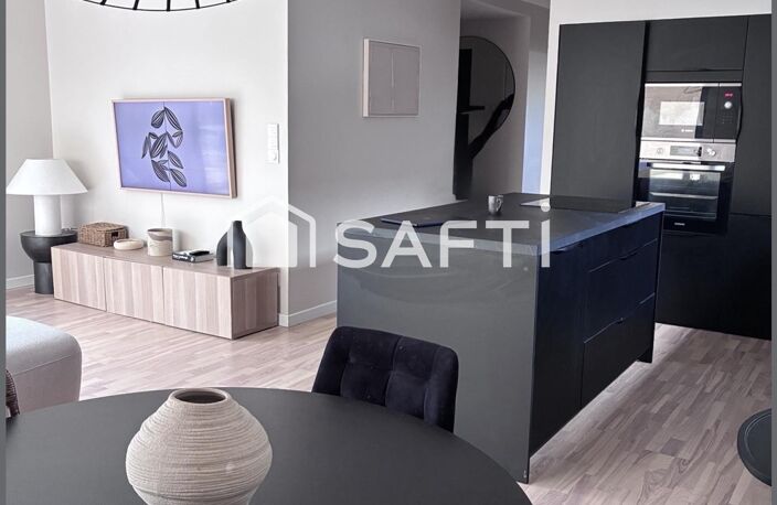 Maison d'architecte contemporaine avec prestations haut de gamme et bel espace extérieur, volumes, lumières et design — photo 3