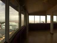 CAYENNE CENTRE-VILLE : APPARTEMENT DE 150 M² HABITABLES SITUÉ AU DERNIER ÉTAGE DE LA RÉSIDENCE AVEC UNE VUE EXCEPTIONNELLE ! — photo 3
