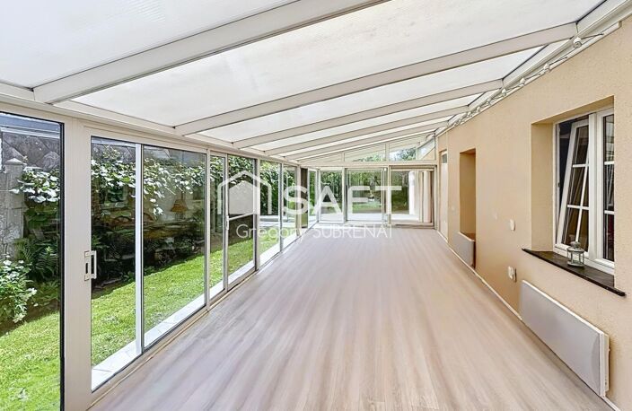 A découvrir sur Comines: charmante maison semi individuelle avec jardin, garage et véranda — photo 2