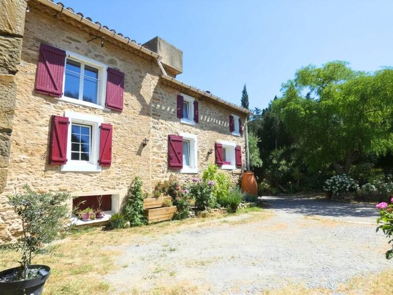Belle demeure en pierre de 206m² entièrement rénovée avec grand garage sur un terrain de 875m² avec piscine — photo 1