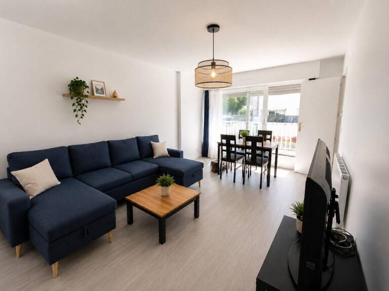Laissez-vous séduire par ce lumineux 3 pièces traversant avec balcon plein sud, idéalement situé au cœur du quartier recherché de La Folie-Couvrechef. — photo 1