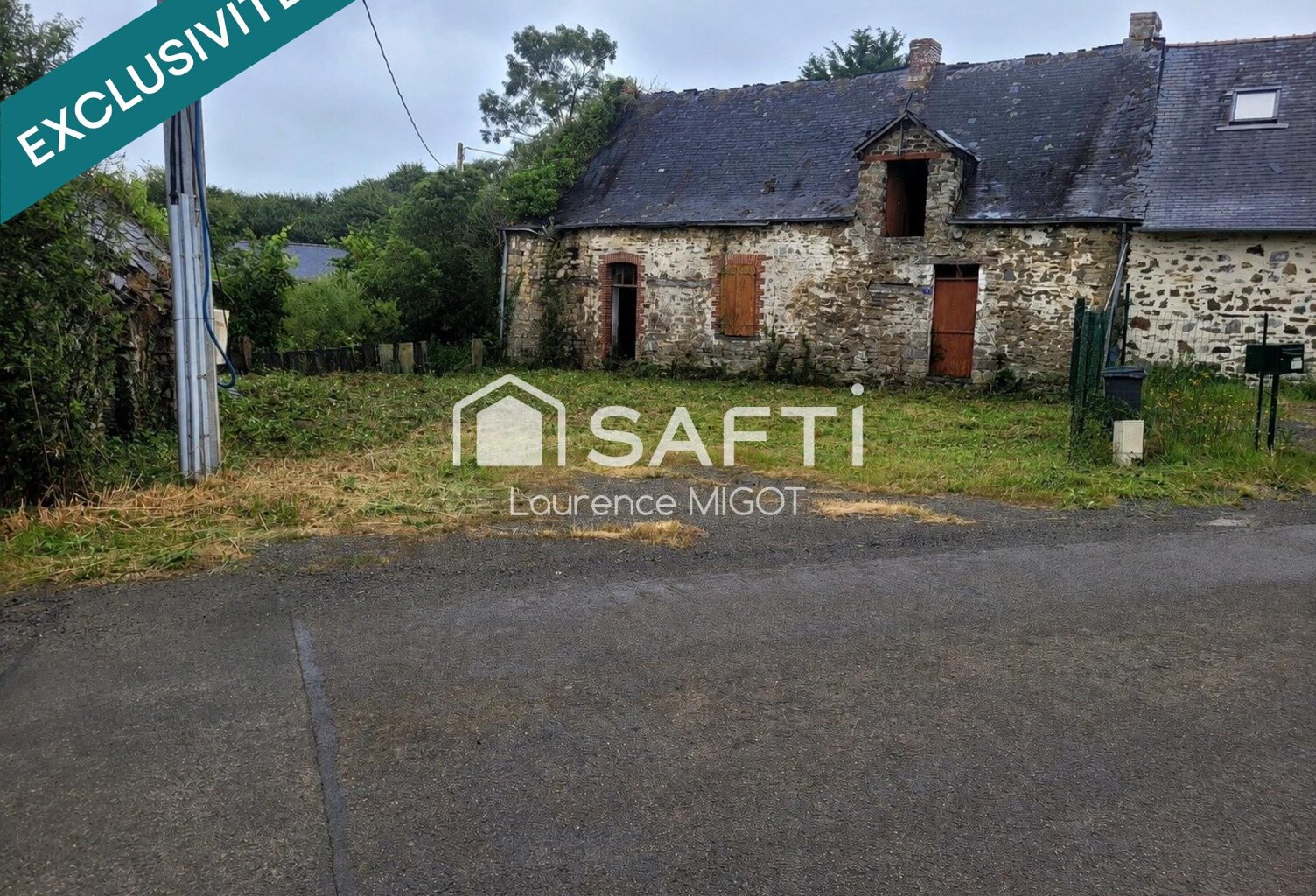 Bâtisse en pierre à rénover au calme — photo 1
