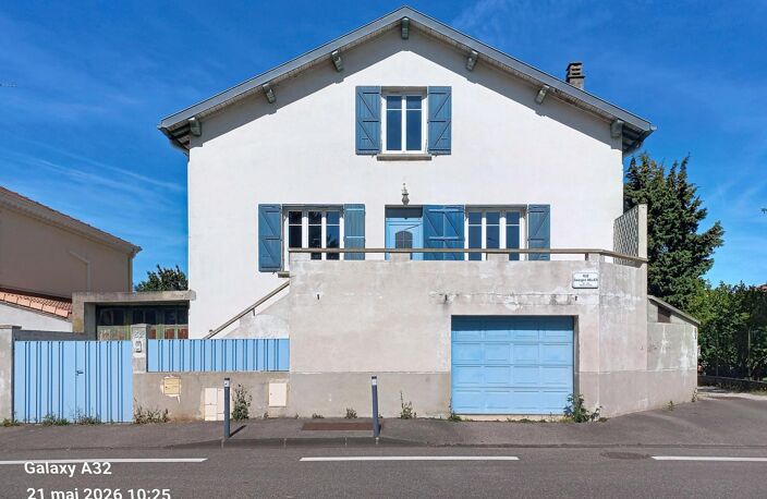 Rare: Demeure familiale. grands volumes — photo 3