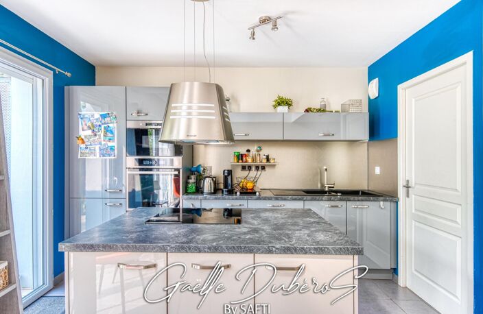 Charmante maison avec garage et place de parking privée — photo 2