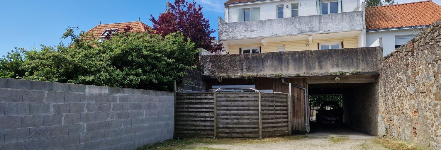 Immeuble  166 m² à vendre à La Roche-sur-Yon (85000)